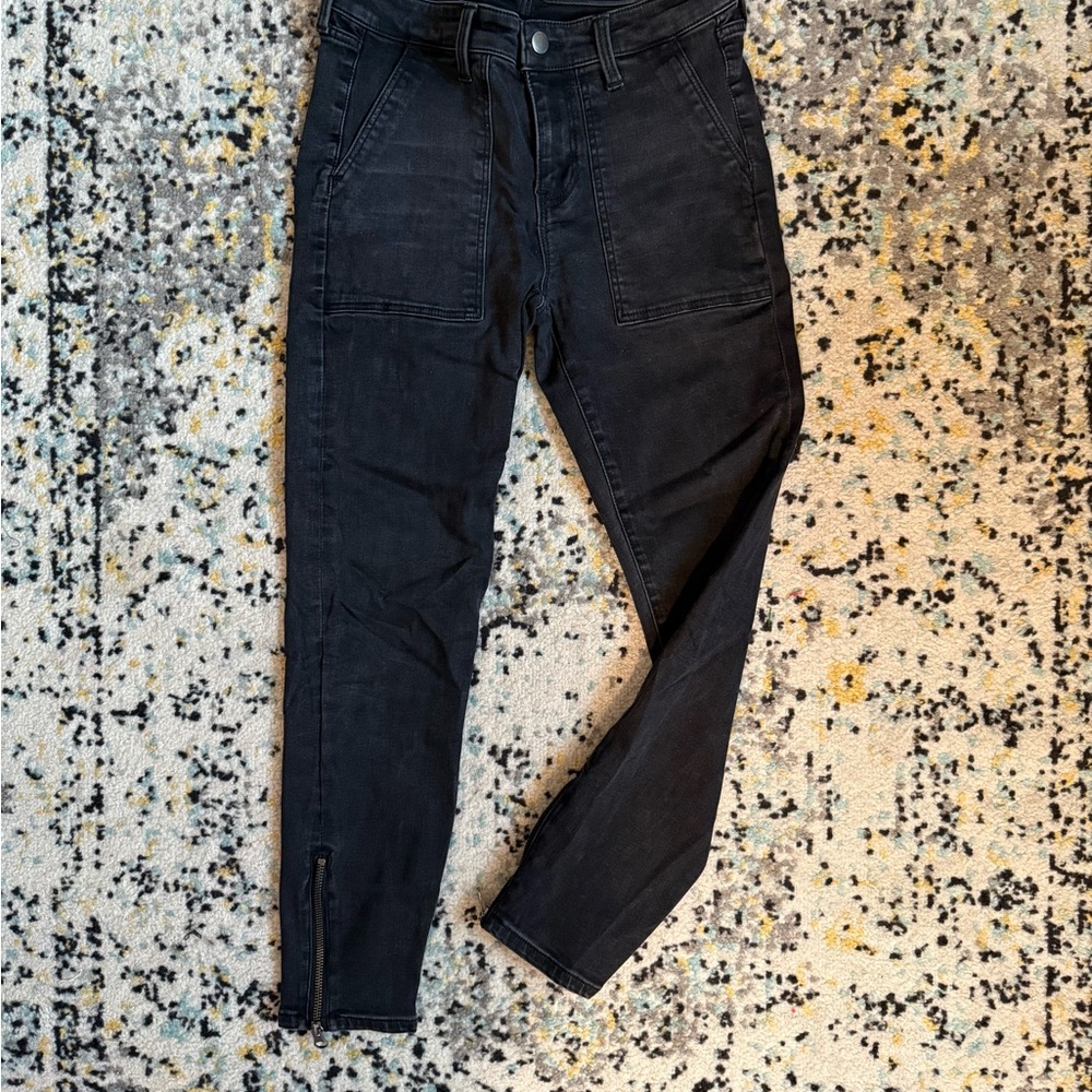 Women’s Black Jeans